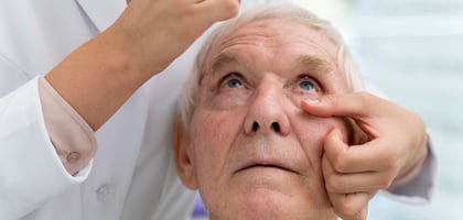 Understanding AMD: Risks, Symptoms, and Prevention